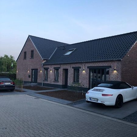 Bee Home - Urlaubs Und Business Loft ケーヴェラアー エクステリア 写真