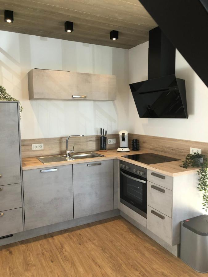 Bee Home - Urlaubs Und Business Loft ケーヴェラアー エクステリア 写真