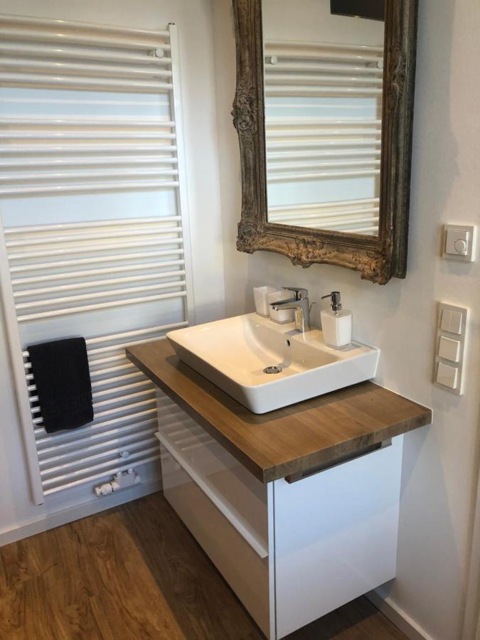 Bee Home - Urlaubs Und Business Loft ケーヴェラアー エクステリア 写真