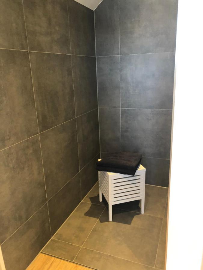 Bee Home - Urlaubs Und Business Loft ケーヴェラアー エクステリア 写真
