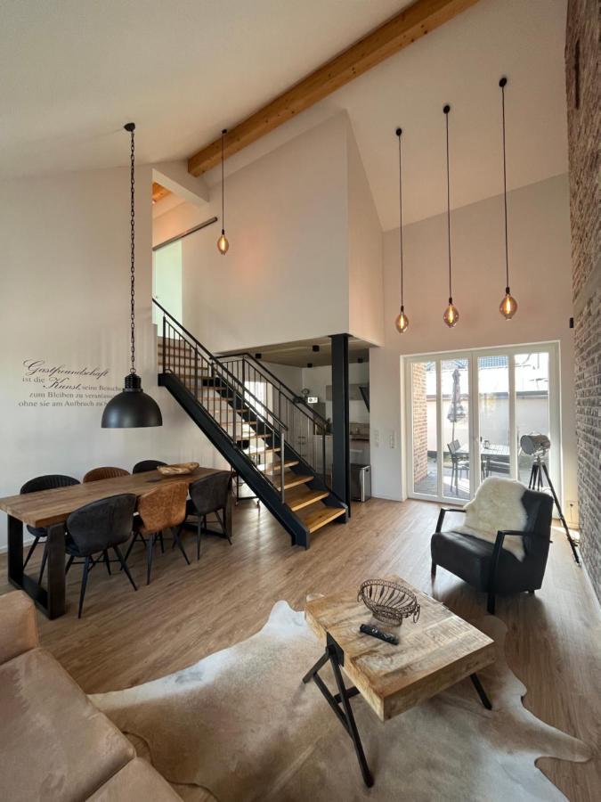 Bee Home - Urlaubs Und Business Loft ケーヴェラアー エクステリア 写真